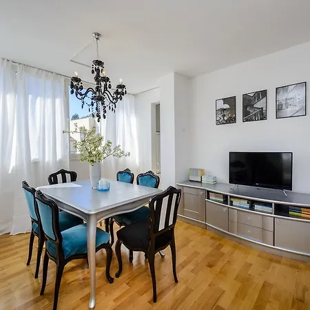 Apartament Glamour *